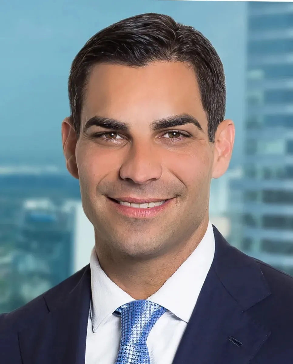 Headshot image of Mayor Francis Suarez